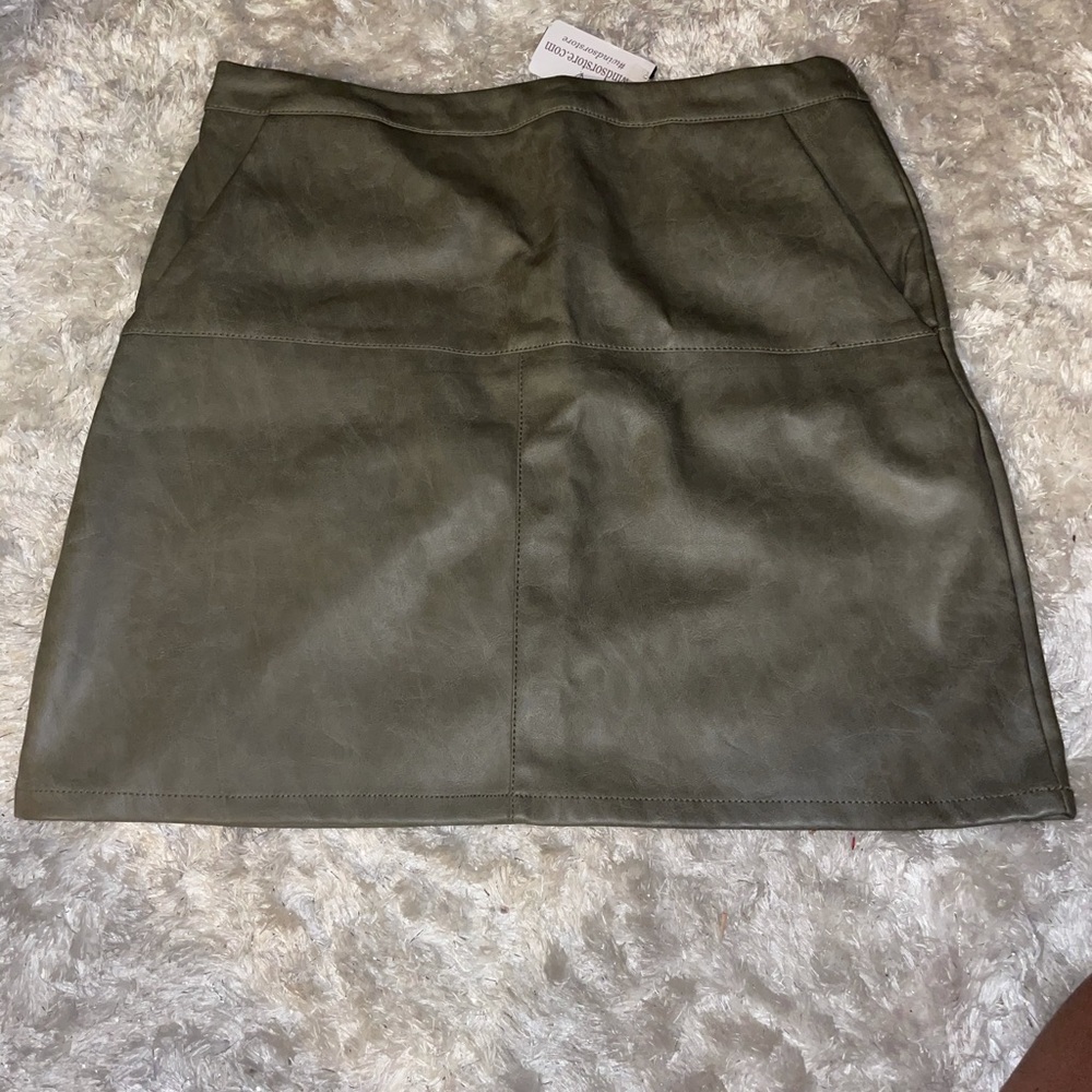 Leather skirt
